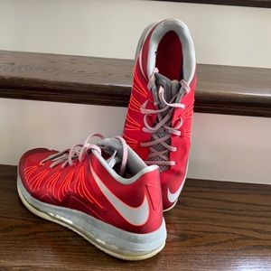 Men’s Nike basketball shoes